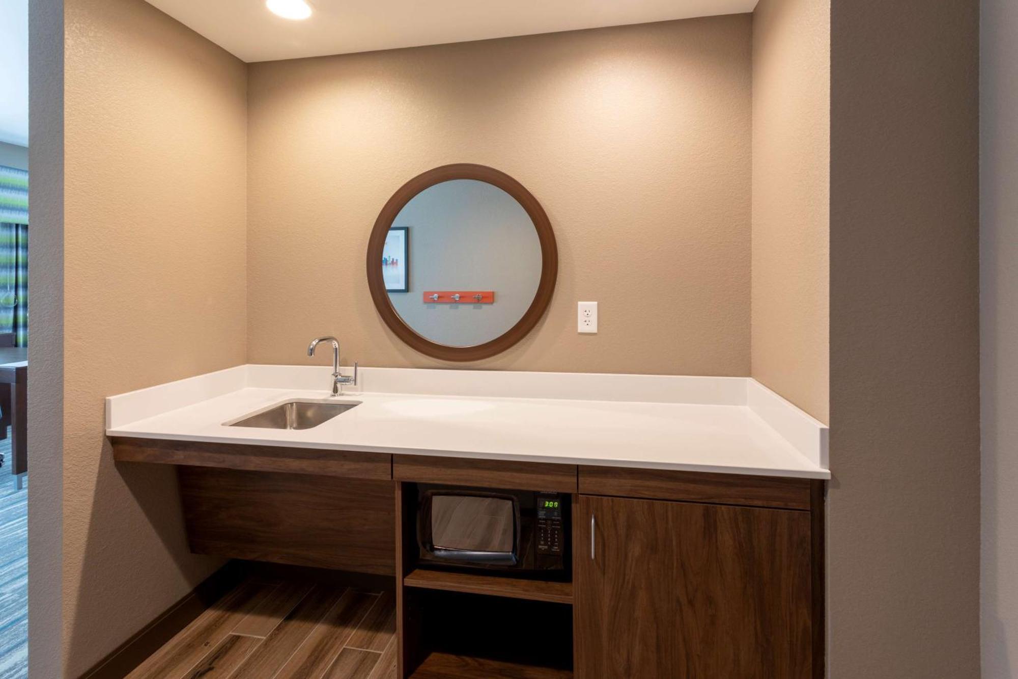 Hampton Minneapolis Eden Prairie