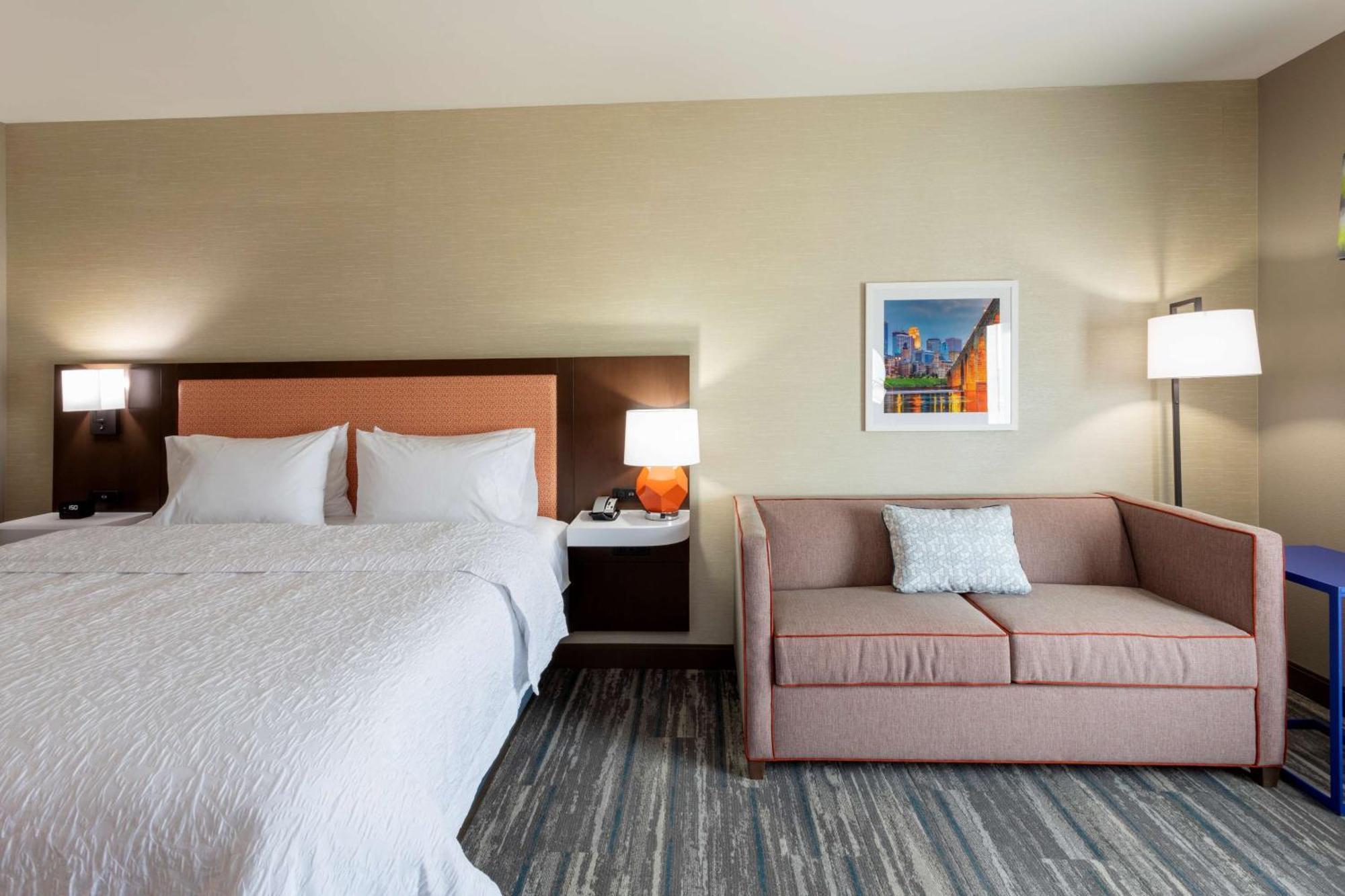 Hampton Minneapolis Eden Prairie