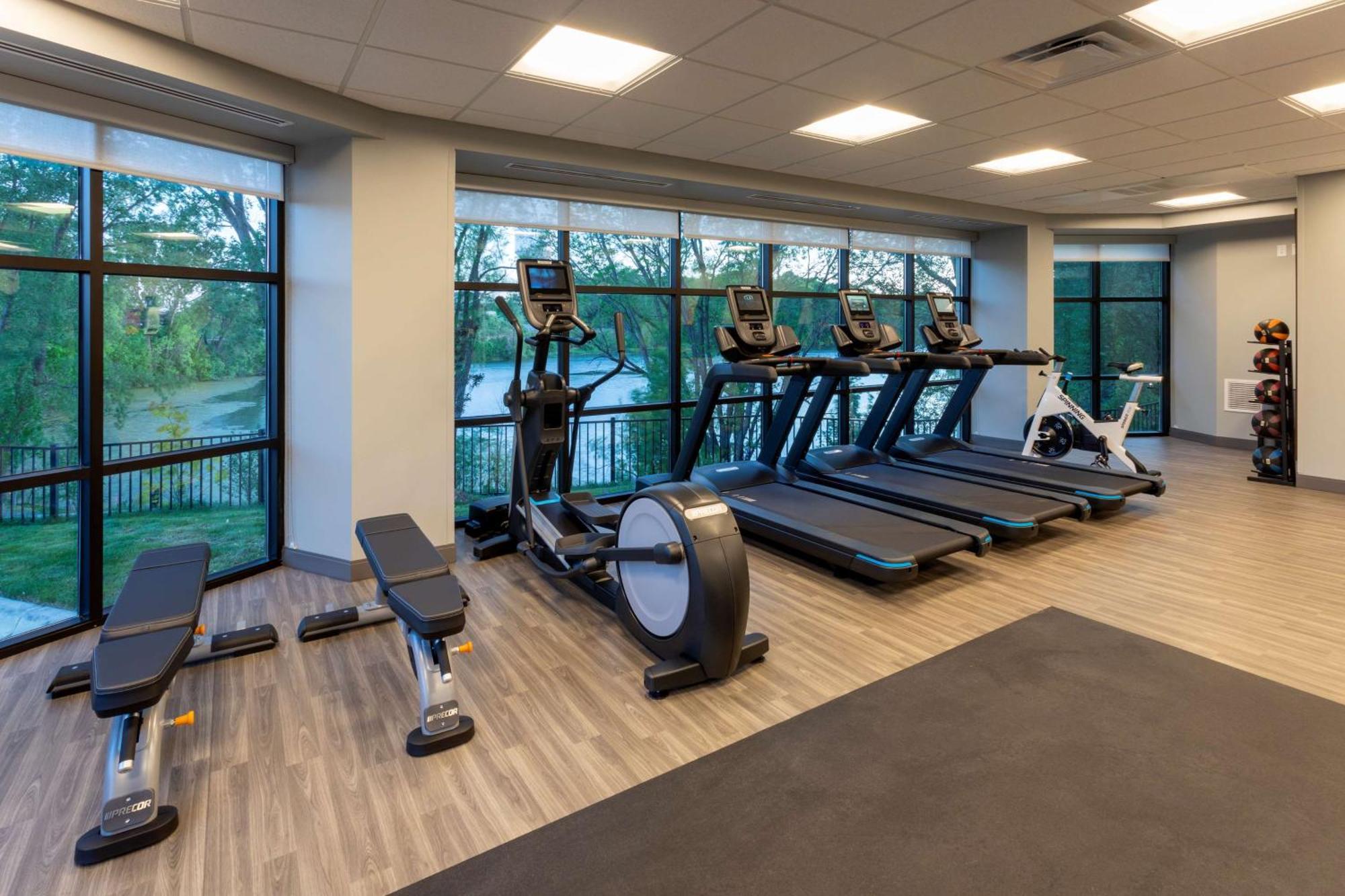 Hampton Minneapolis Eden Prairie